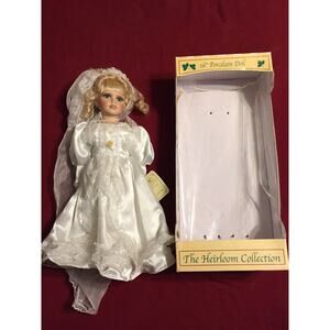Heirloom Collection 16" Bride Porcelain Doll w/Box and Stand COA Tag Beautiful!